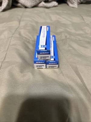 Pack Of 3 Spark Plug ACDelco 41-962 - Image 1 of 4