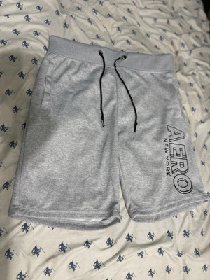 Pantalones cortos Aero  Foto 1 de 2