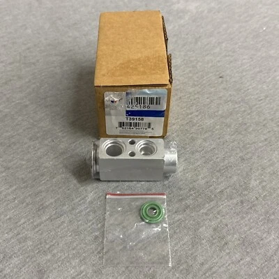 Carquest T39158 A/C Expansion Valve For 04-12 Range Rover Range Rover Sport - Image 1 of 3
