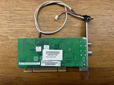ASUS TIGER DVB-T/P/FM/NEC TV FM Tuner - S-Video PCI Card 6953820100 - Image 1 of 3