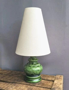 Mid Century Ceramic Table Lamp Green Dripware Conical Lampshade West German  - Foto 1 di 8