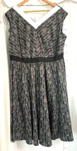 Disney Parks Disney Dress Shop Haunted Mansion Wallpaper Dress Retired XL - Picture 1 of 3