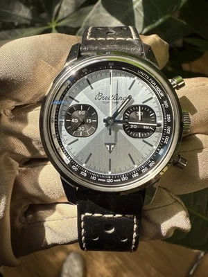 Breitling Top Time Triumph A23311 Foto 1 de 4