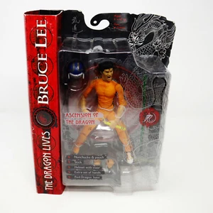 2001 ART ASYLUM THE DRAGON LIVES ASCENSION OF THE DRAGON BRUCE LEE FIGURE CARDED - Picture 1 of 11