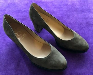 GADEA HUNTER GREEN SUEDE PUMPS ~ SIZE EU 38.5 (8) ~ MADE IN SPAIN ~ GD5EHUNTER - Picture 1 of 12