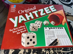 Original Yahtzee Dice Game 1992 Vintage Complete MB Games. Complete - Picture 1 of 8
