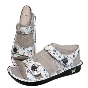 Alegria Sandalen The Vallie in Keep Calm Riemchen Blumen Größe 40 neu ohne Etikett - Bild 1 von 9