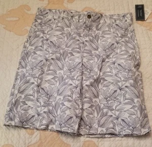 NWT CROWN & IVY floral size 18 average boys adjustable waist kids shorts - Picture 1 of 2