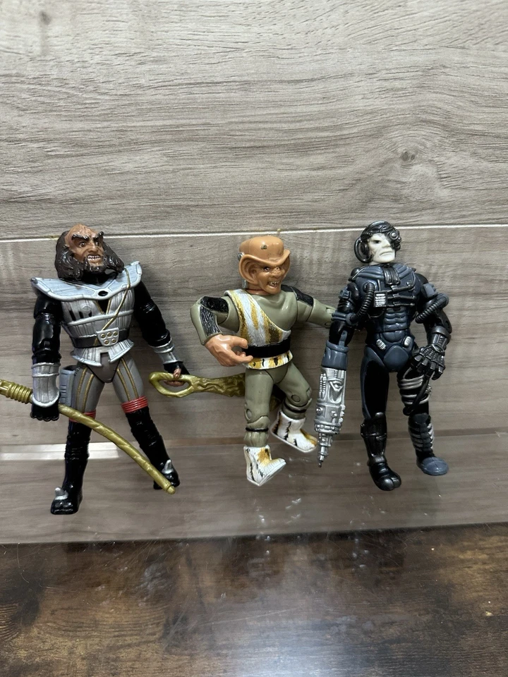Juego De Colección De 3 Figuras Playmates Star Trek La Próxima Generación Envío Gratis Foto 1 de 4