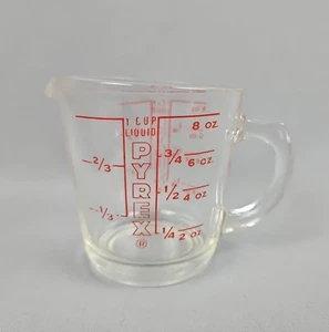 Vintage Pyrex 1 Tasse Messbecher Glas roter Buchstabe 8 Unzen "D" Griff Made in USA - Bild 1 von 6