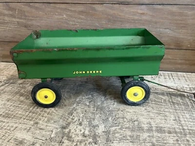 Vintage Ertl 1/16 John Deere Flare Grain Wagon Green Steel Yellow Wheels Farm - Image 1 of 4