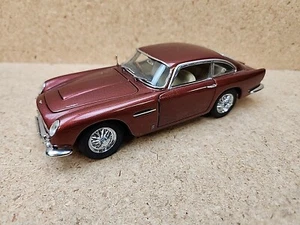 Danbury Mint 1964 Aston Martin DB5 Replica Red 1/24 Diecast Car Only - Picture 1 of 13