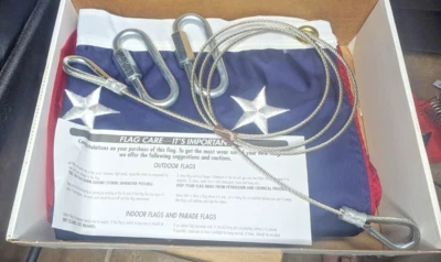 Bandera Americana 5x8 Certificado FMAA Hecho en EE. UU., Estrellas Bordadas, Cosido 100% Nylon Foto 1 de 4