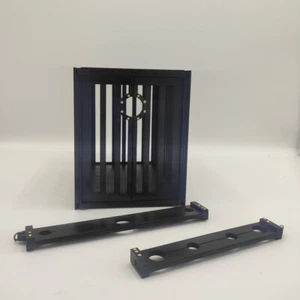 1/6/12 wooden soldier cage shackles torture equipment soldier dungeon scene prop - Picture 1 of 9