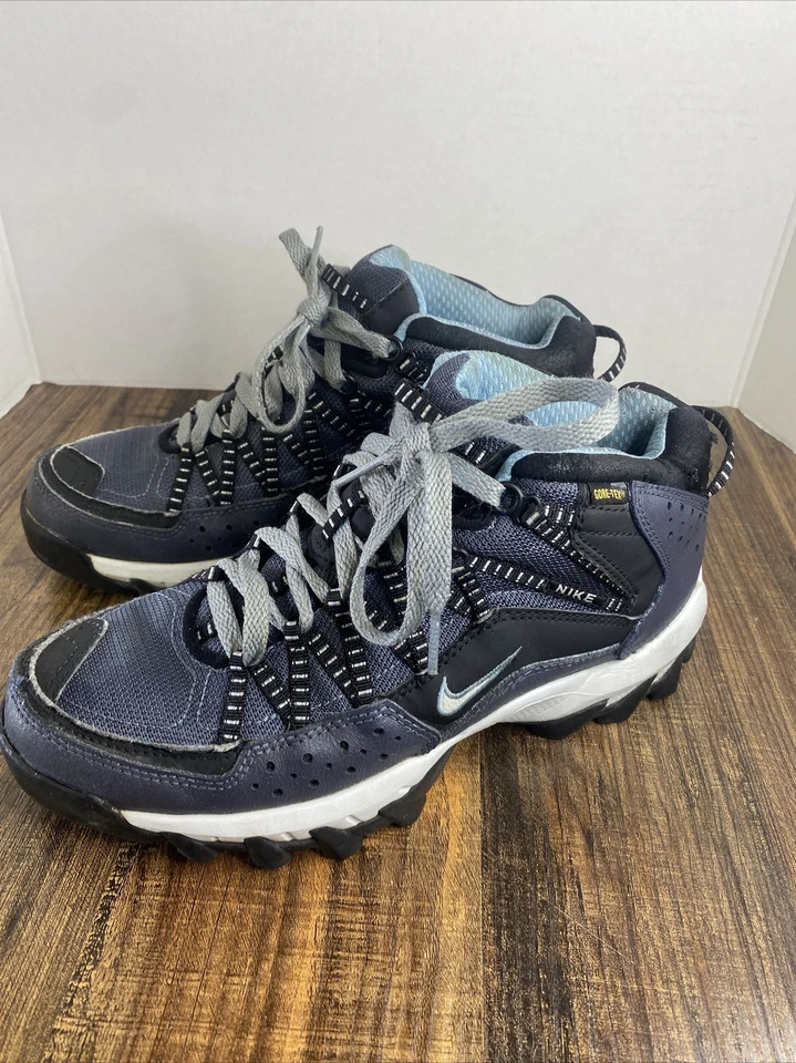 Nike Core-Tex Botas de Senderismo Mujer Talla 8  Foto 1 de 4