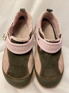 Crocs Suede Dawson Kinder Clog Wildleder mit Kunstfellfutter Gr. 12 rosa braun *B - Bild 1 von 6