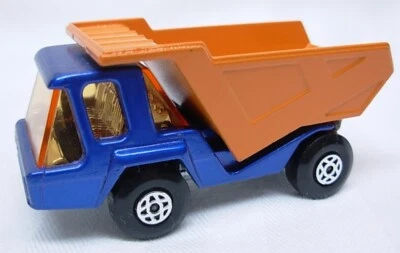 Lesney Matchbox Superfast #23 Atlas Dump Truck, blue cab chrome interior, amber - Image 1 of 4