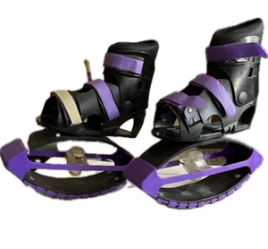 Madd Gear Booster Hüpfstiefel lila & schwarz Alter 5+ Max Gewicht 88 Pfund - Bild 1 von 6