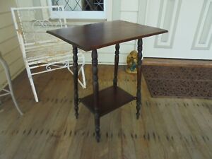 ANTIQUE AUSTRALIAN PINE LAMP TABLE c1910 SIDE OR OCCASIONAL TABLE