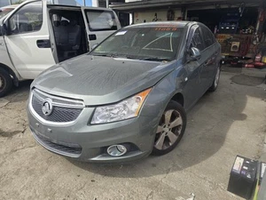HOLDEN CRUZE LEFT HEADLAMP JH, 03/11-12/14 - Picture 1 of 24