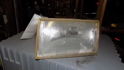 Driver Left Headlight Fits 89-94 LINCOLN CONTINENTAL 42160 - Image 1 of 2