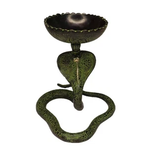 Snake Shape Antique Style Handmade Brass Incense Cone Holder Candle Holder - Imagen 1 de 8