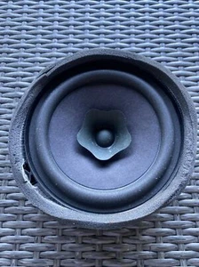 2016 GMC Terrain Rear Door Speaker OEM 25845394 - Bild 1 von 3