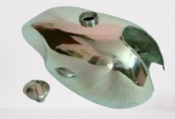 APTO PARA YAMAHA SR 500 MODELO MANX ESTILO DEPÓSITO GASOLINA CON TAPA Foto 1 de 4