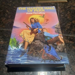 Die Harper Hall von Pern von Anne McCaffrey Buch Club Ausgabe - Bild 1 von 5