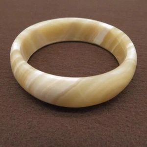 Natural yellow Banded Agate semi-precious gemstone Bangle Bracelet 7 1/2” VTG - Picture 1 of 8