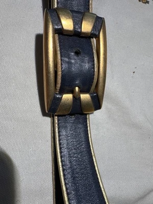 cinturón mujer escada 33-34 azul marino con oro Foto 1 de 4