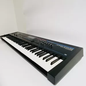 Roland JUNO-STAGE 76 key Synthesizer Black keyboard - Picture 1 of 9