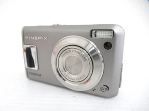 Fujifilm FinePix F31fd Silver 6.3MP Compact Digital Camera English changed ship - Picture 1 of 5