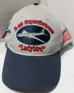Gorra de béisbol B-29 Superfortress Ladybird Museo Nacional Avispa Segunda Guerra Mundial - Imagen 1 de 6