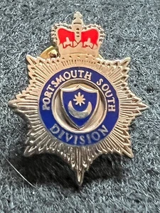 INSIGNIA PRENDEDOR POLICÍA VINTAGE DE LA DIVISIÓN SUR DE PORTSMOUTH - Imagen 1 de 3