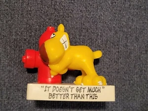 1989 - GRIMMY Dog Figurine "It doesn't get much better than this" Hydrant - Picture 1 of 5