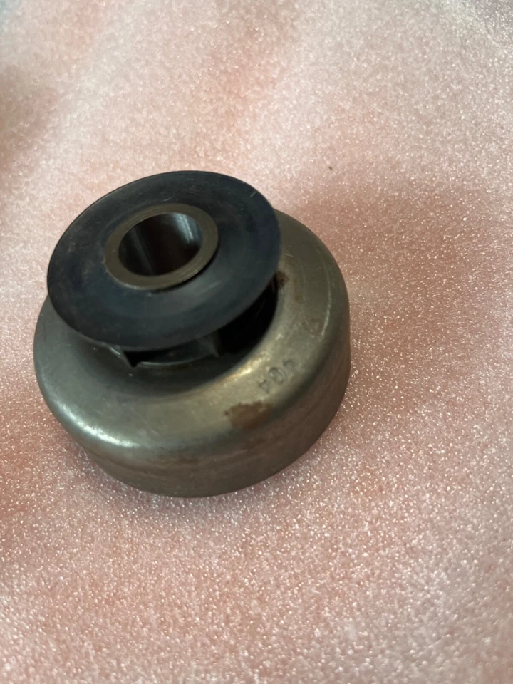 NOS new oem pioneer chainsaw sprocket 404 vintage chainsaw  c32 - Image 1 of 1