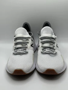 Zapato para correr New Balance Fresh Foam Roav para mujer WROAVTW talla 6,5 B sin caja - Imagen 1 de 23