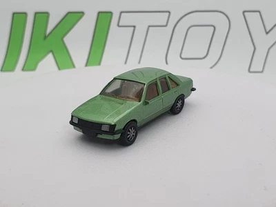 Opel Rekord 2,0 E 1/87 Verde 1977 - Immagine 1 di 4