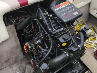 MerCruiser 3.0 140 HP Alpha gen 2 complete package 389 hours fresh water! - Image 1 of 2