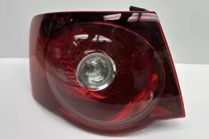 New 2005-2007 Volkswagen Jetta Driver's Side Taillight 1K5945095L - Picture 1 of 7