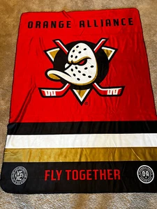 2025 Anaheim Ducks Decke Brandneu Orange Alliance 80" x 58" Weiche Decke - Bild 1 von 6