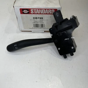Headlight Switch Standard Motor Products DS799 - Picture 1 of 6
