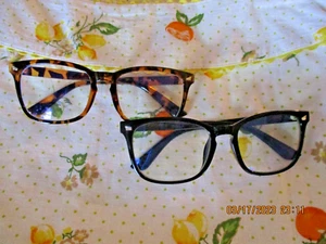 LOOKING FORWARD BLUE LIGHT BLOCKING GLASSES PACK OF 2  BLACK, TORTOISE SHELL - Picture 1 of 10