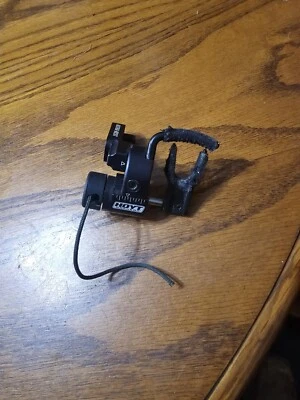 Hoyt QAD HDX Arrow Rest Left Hand - Image 1 of 2