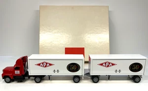 Camión Winross 1993 modelo doble temático bandera Central Freight Lines escala 1/64 - Imagen 1 de 7