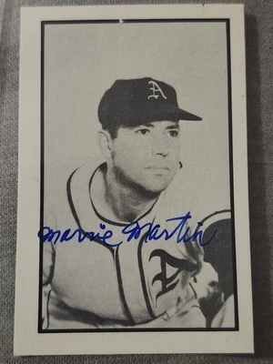 1953 Bowman Reprint Morrie Martin #53 Autographed - Image 1 of 2