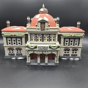 Dept 56 Dickens' Village Victoria Station 1989 Heritage Village Collection W/Box - Picture 1 of 12