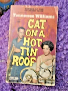 CAT ON A HOT TIN ROOF Tennessee Williams Signet illustrated PB  ELIZABETH TAYLOR - Picture 1 of 1