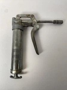 3-Oz Small Grease Gun - Pistol Type - Picture 1 of 6